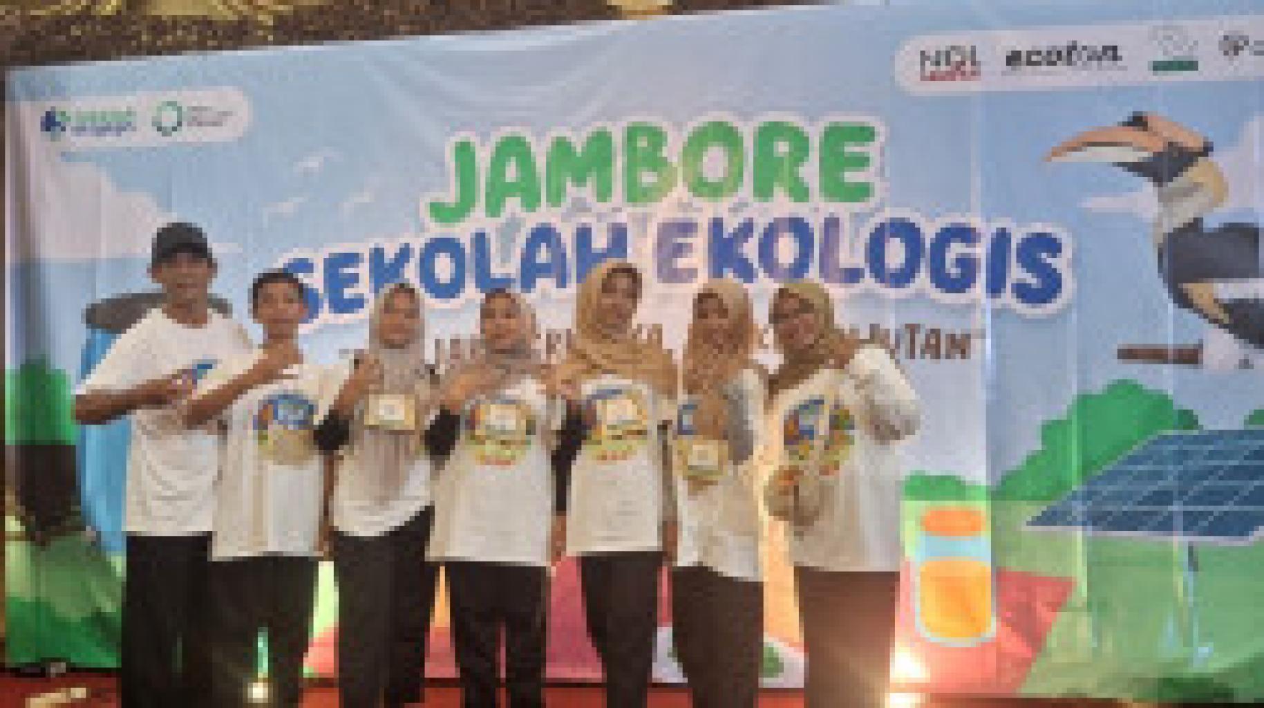 Perkuat Komitmen Menjaga dan Melestarikan  Lingkungan : MTsN 4 Tulungagung Ikuti Jambore Sekolah Ekologis di Solo
